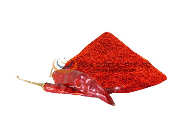 Dried red chilli and powder